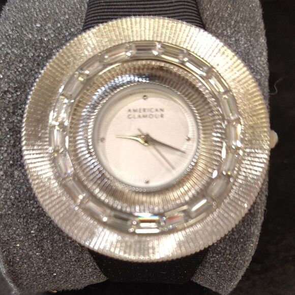 Badgley Mischka Silver Watch with Textured Bezel - Picture 1 of 3